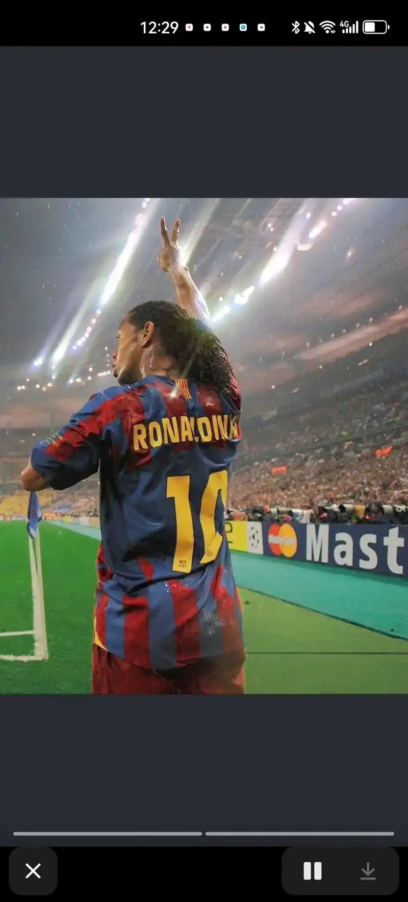 足球不仅是 足球不仅是