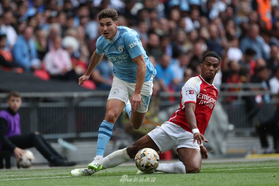 击和定位球 击和定位球